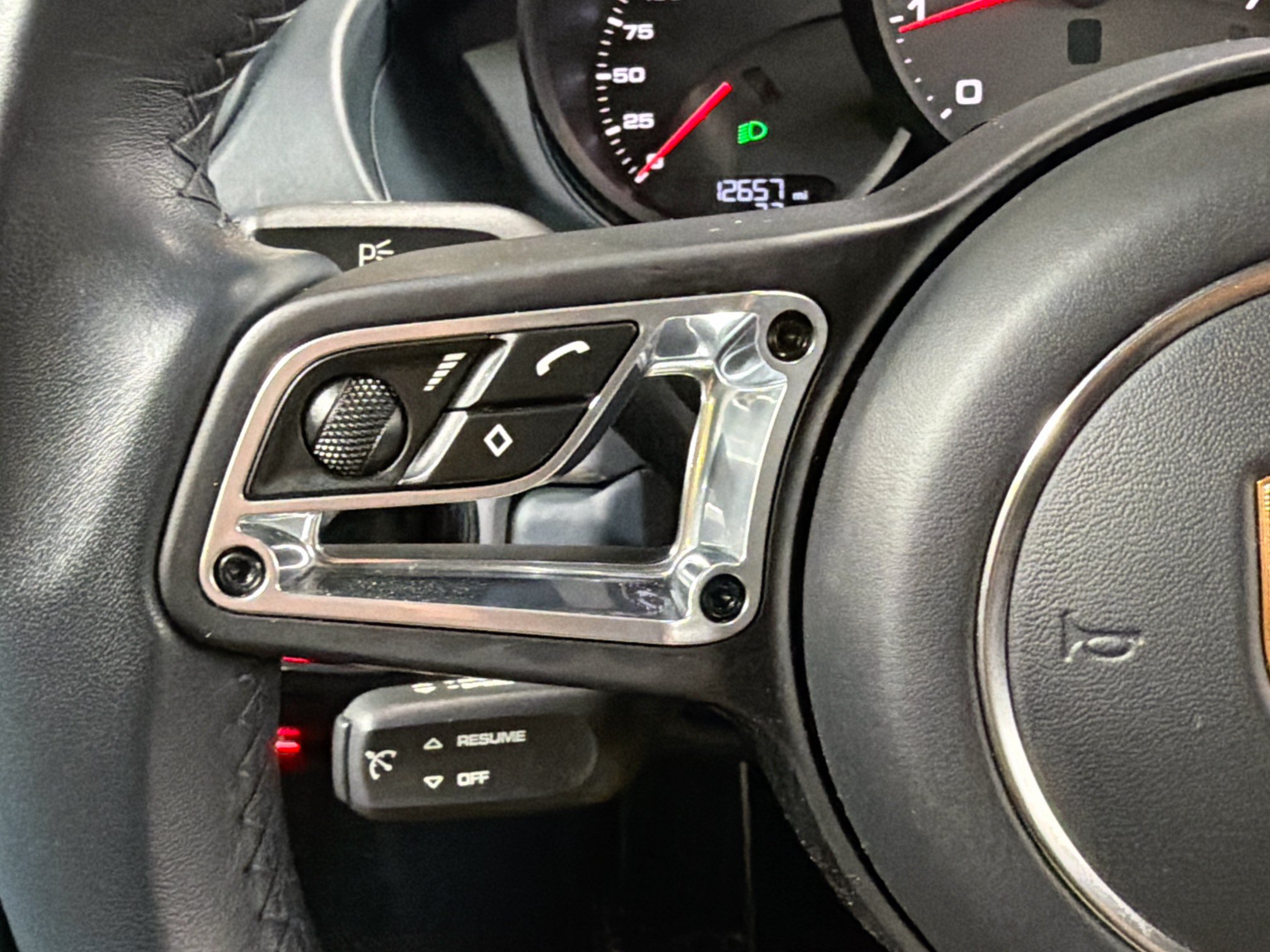 Certified 2024 Porsche 718 Boxster S RWD image 33