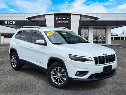 Used 2019 Jeep Cherokee Latitude Plus w/ Cold Weather Group