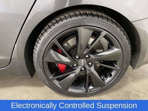 Used 2023 Genesis G70 3.3T w/ Sport Prestige Package image 9