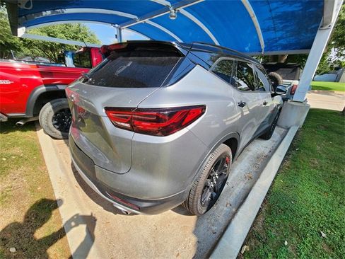 Used 2023 Chevrolet Blazer LT FWD image 6