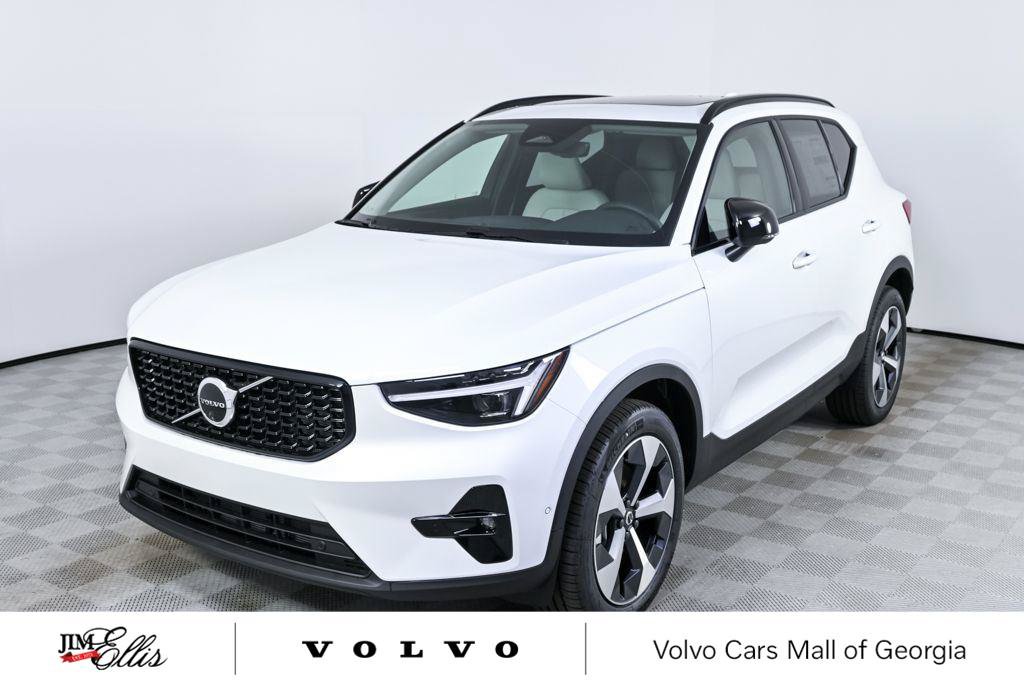 Used 2026 Volvo XC40 B5 Plus w/ Protection Package Premier AWD/4WD image 1