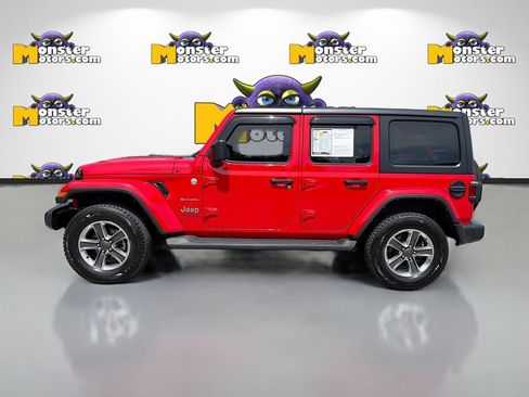 Used 2021 Jeep Wrangler Unlimited Sahara AWD/4WD image 41