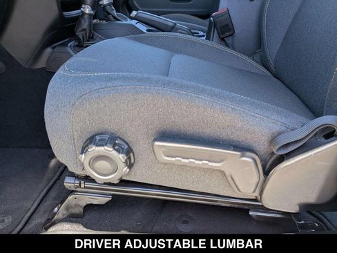 Used 2025 Jeep Wrangler Unlimited Sport AWD/4WD image 15