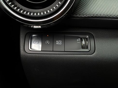 Used 2025 Chevrolet Equinox LT FWD image 20