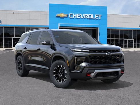 New 2026 Chevrolet Traverse Z71 w/ Enhanced Driving Package image 7