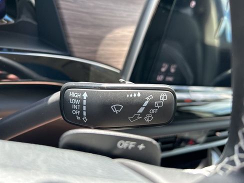 New 2026 Volkswagen Atlas SEL image 24