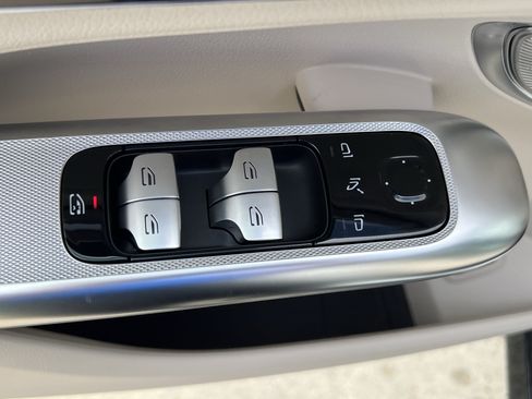Used 2026 Mercedes-Benz GLC 300 4MATIC image 15
