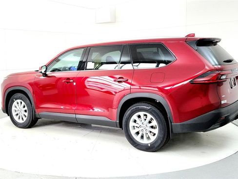 New 2026 Toyota Grand Highlander AWD image 4