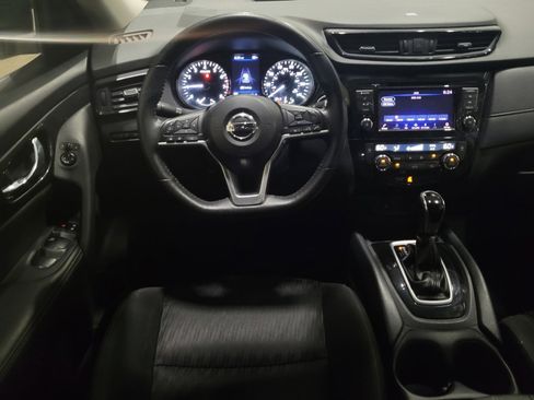 Used 2020 Nissan Rogue SV AWD/4WD image 22