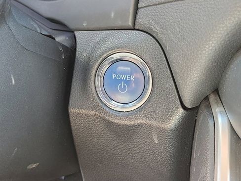 Used 2020 Toyota RAV4 Limited image 34