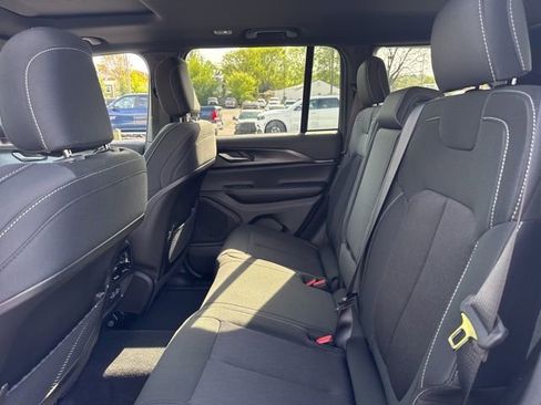 New 2026 Jeep Grand Cherokee Laredo X AWD/4WD image 13