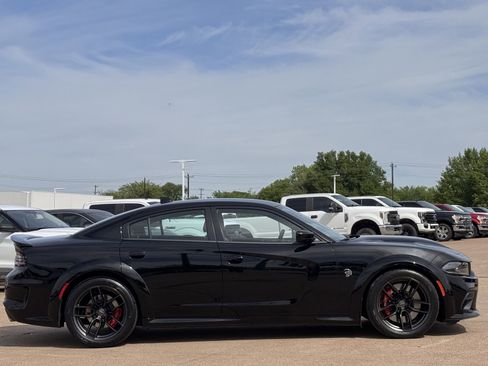 Used 2023 Dodge Charger SRT Hellcat w/ Harman/Kardon Audio Group image 3