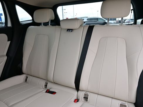 Used 2022 Mercedes-Benz GLA 250 4MATIC image 26