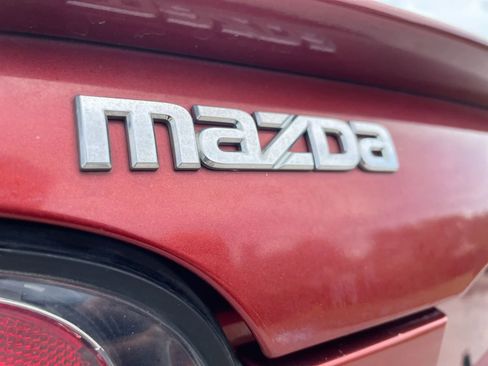Used 2007 MAZDA MX-5 Miata Grand Touring w/ Premium Pkg RWD image 17