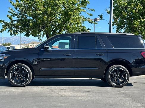 Used 2022 Ford Expedition Max Limited image 7