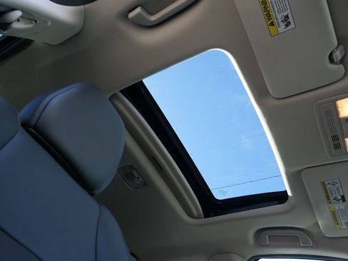 Used 2021 Honda HR-V EX-L image 22