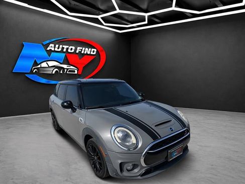 Used 2017 MINI Cooper Clubman S FWD image 2