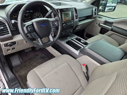 Used 2015 Ford F150 XLT w/ Equipment Group 302A Luxury image 10