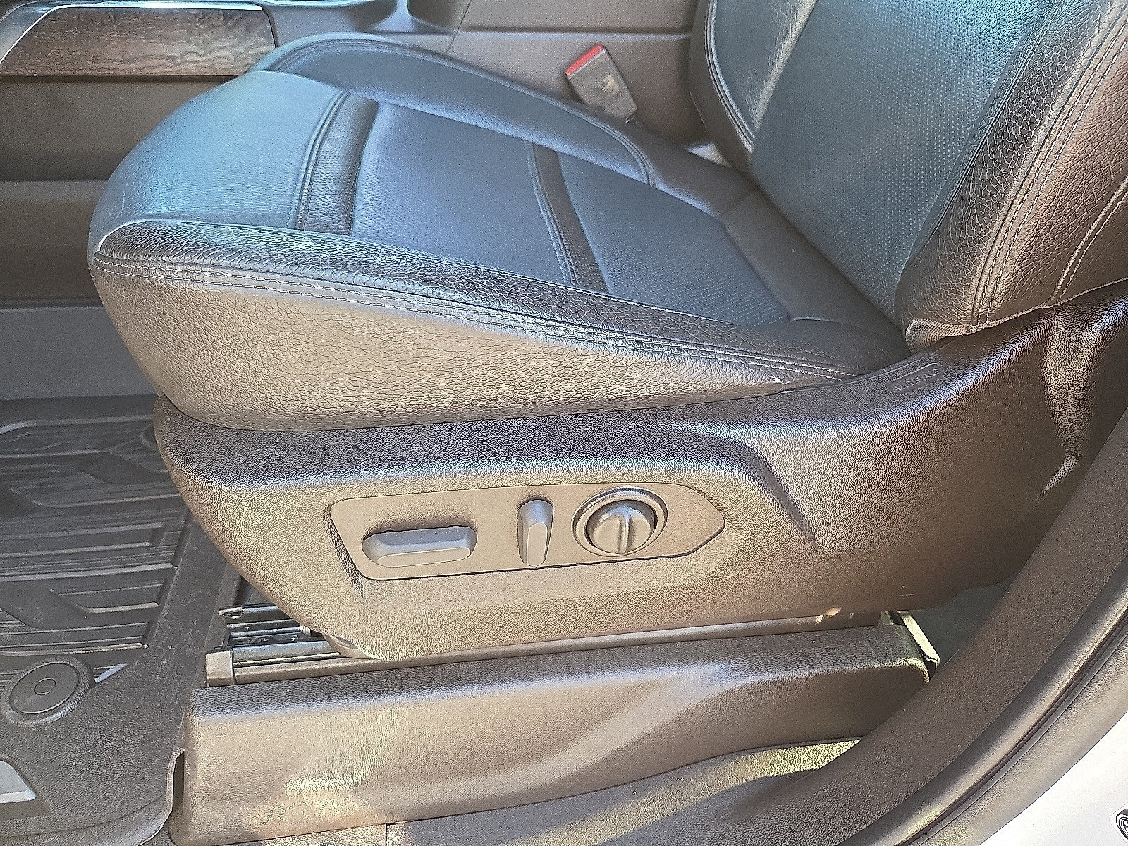 Used 2022 GMC Sierra 2500 Denali AWD/4WD image 21
