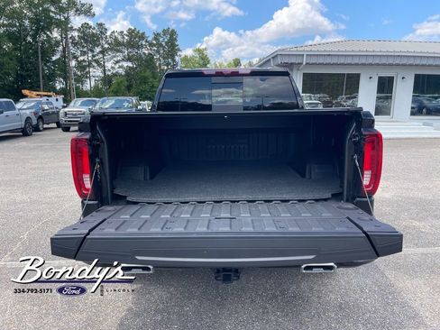 Used 2026 GMC Sierra 1500 AT4 w/ AT4 Premium Package AWD/4WD image 14