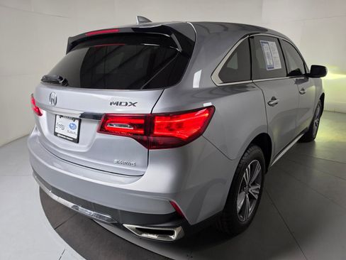 Used 2020 Acura MDX SH-AWD image 5