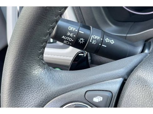 Used 2018 Honda HR-V EX-L image 37
