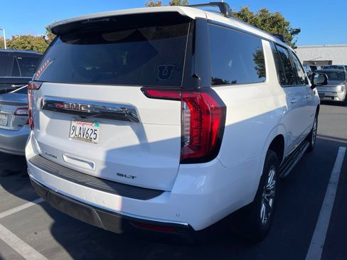 Used 2024 GMC Yukon XL SLT w/ SLT Luxury Package AWD/4WD image 2
