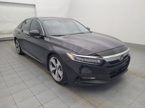 Used 2018 Honda Accord Touring image 13