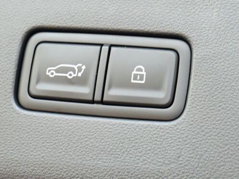 New 2026 Hyundai Ioniq 9 Calligraphy image 19