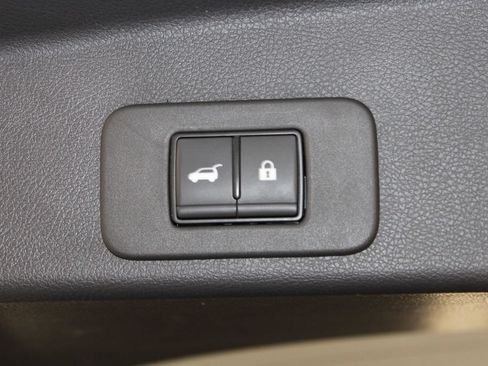 Used 2025 Nissan Murano SL AWD/4WD image 14