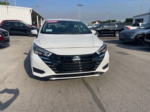 Certified 2025 Nissan Versa SV w/ Trunk Package FWD image 3
