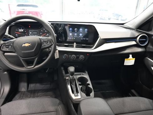 New 2026 Chevrolet Trax LS w/ Driver Confidence Package FWD image 12
