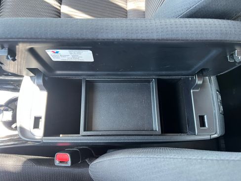 Used 2021 Toyota Prius Prime LE FWD image 22