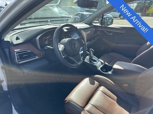 Used 2022 Subaru Outback Touring XT w/ Popular Package #2 image 9