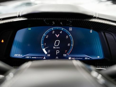 Used 2020 Chevrolet Corvette Stingray Premium Cpe w/ 3LT Preferred Equipment Group image 12