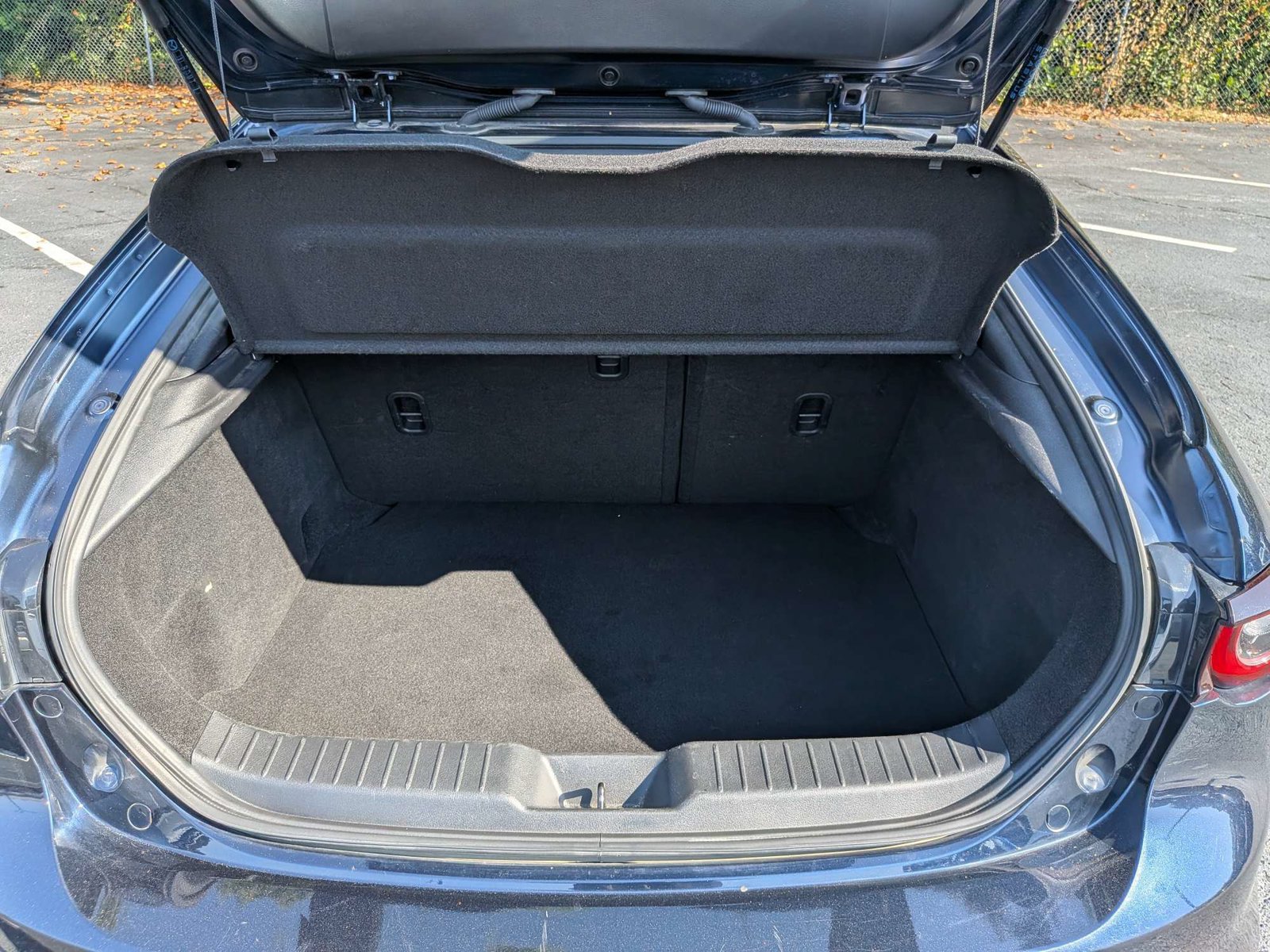 Used 2024 MAZDA MAZDA3 s FWD image 11