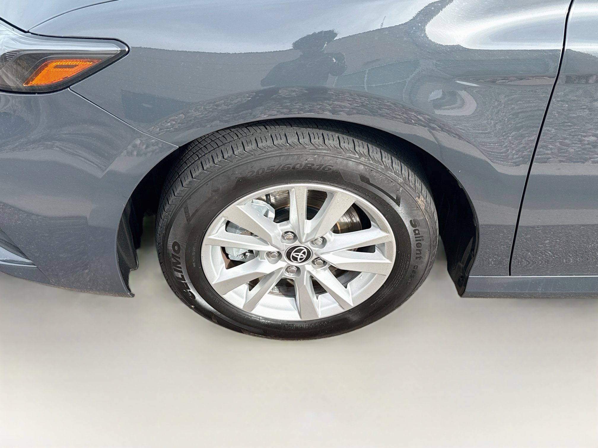 Used 2025 Toyota Camry LE FWD image 11