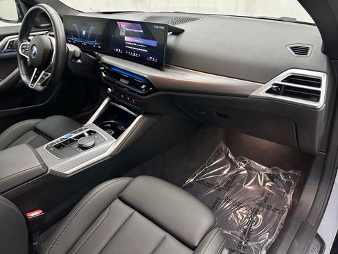 Used 2025 BMW i4 xDrive40i w/ M Sport Package AWD/4WD image 18