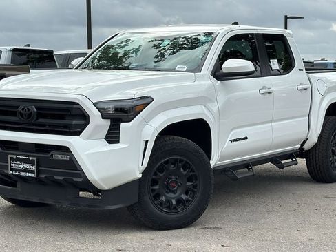 New 2026 Toyota Tacoma SR5 AWD/4WD image 34