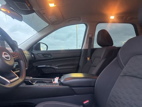 Certified 2024 Nissan Pathfinder S w/ Cargo Package image 40
