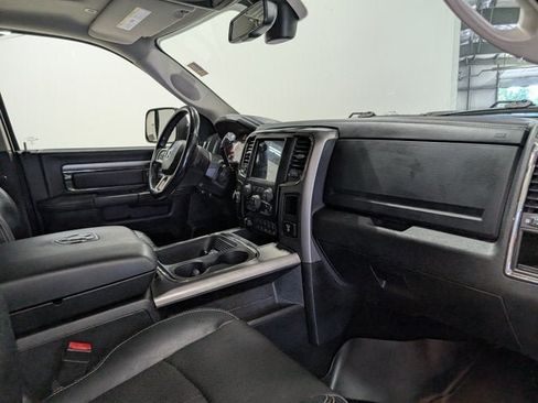 Used 2018 RAM 2500 Laramie w/ Sport Appearance Group AWD/4WD image 19