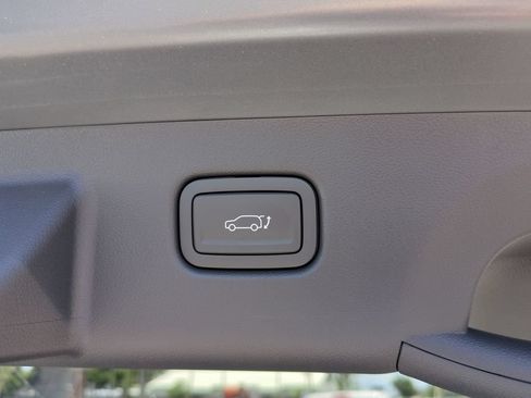 New 2026 Hyundai Kona Limited FWD image 15