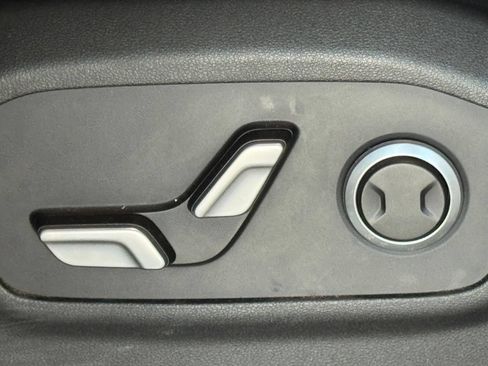 Used 2025 Hyundai Santa Fe SEL AWD/4WD image 18