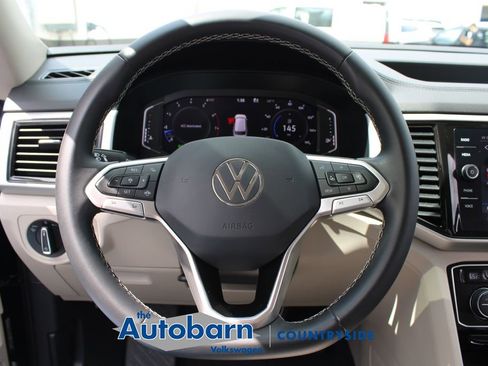 Certified 2023 Volkswagen Atlas SE w/ Black Wheel Package AWD/4WD image 11