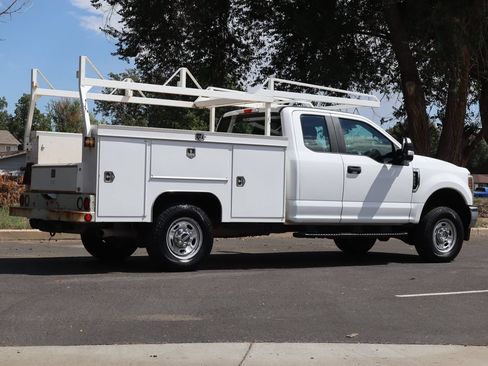 Used 2019 Ford F250 XL w/ XL Value Package AWD/4WD image 5