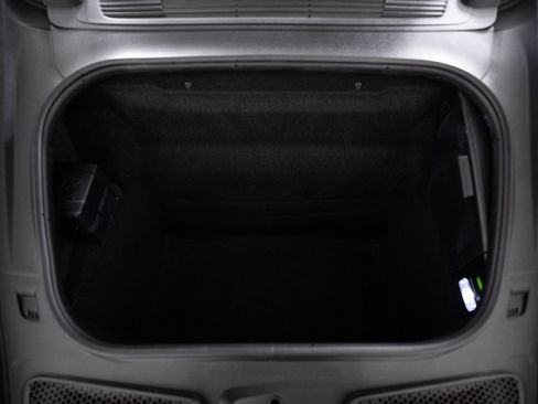 Used 2026 Porsche 911 GT3 RWD image 37