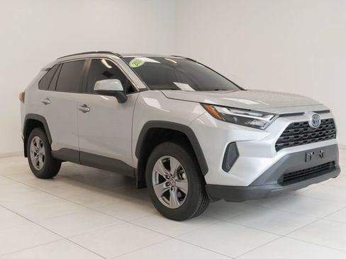 Used 2024 Toyota RAV4 XLE w/ Convenience Package AWD/4WD image 7