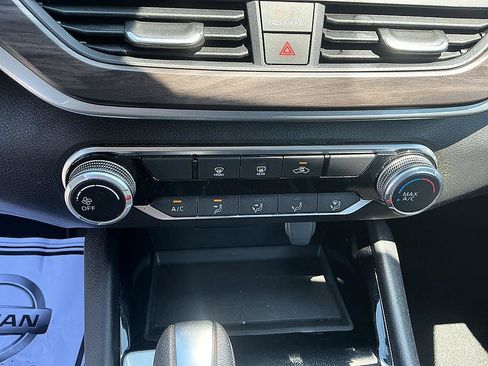 Certified 2024 Nissan Altima 2.5 SV AWD/4WD image 18