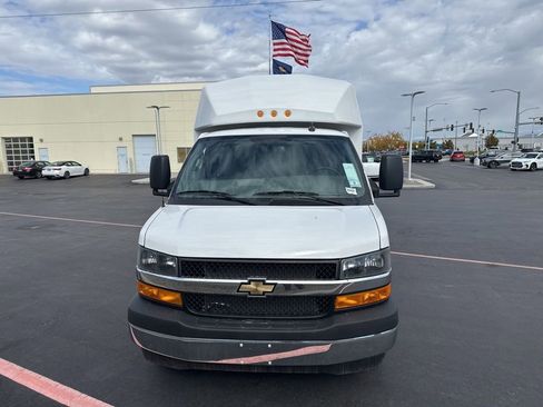 New 2024 Chevrolet Express 3500 w/ Power Convenience Package RWD image 39