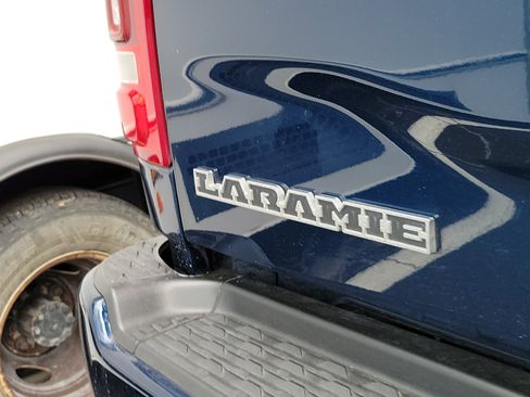 Used 2024 RAM 2500 Laramie AWD/4WD image 8
